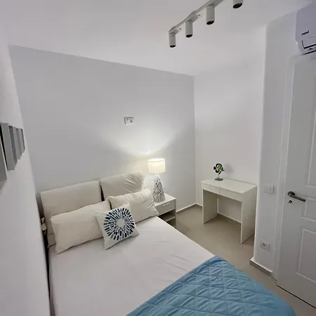 Villa Eidolion Essence *