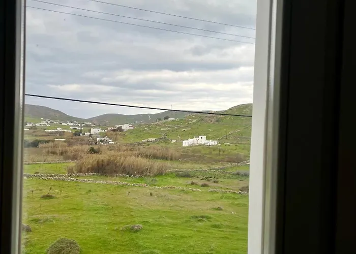 Villa Eidolion Essence