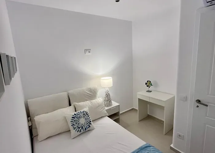 Villa Eidolion Essence *