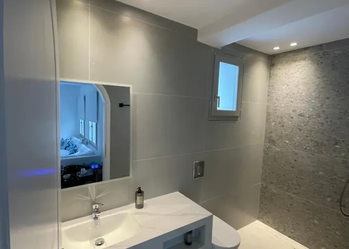 Villa Eidolion Essence *